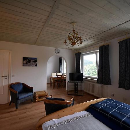 Ferienwohnung Osterfeld Гармиш-Партенкирхен Екстериор снимка