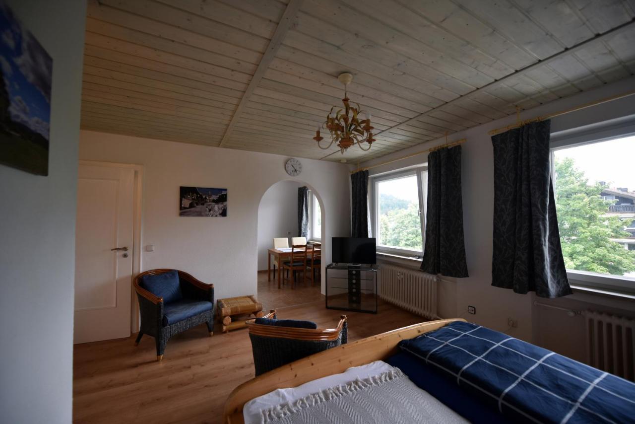 Ferienwohnung Osterfeld Гармиш-Партенкирхен Екстериор снимка